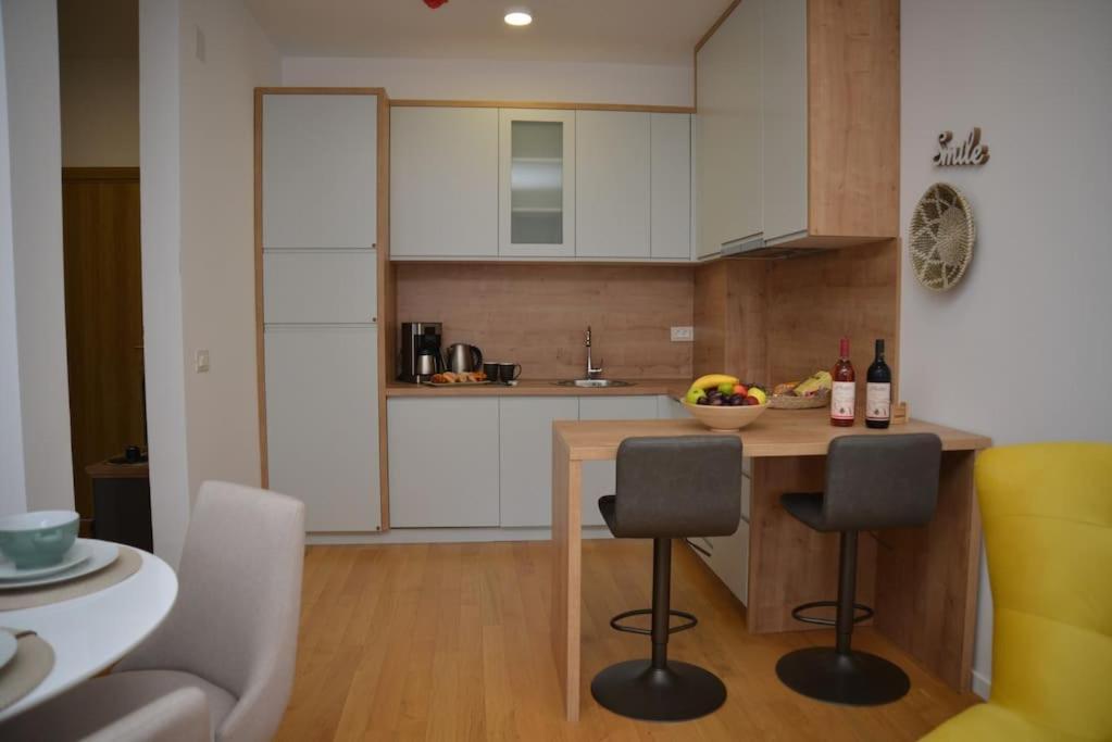Design Flat With Impressive Boka Bay View Apartment Kotor Bagian luar foto